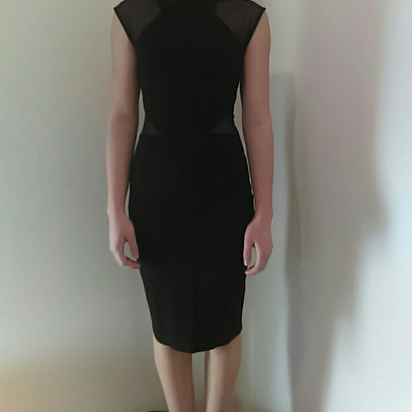 French Connection Dresses & Skirts - NWOT Elegant French Connection Dress